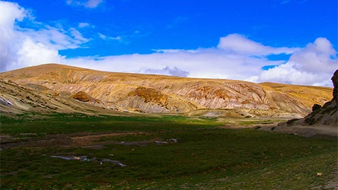 Kurz vor dem Ende der Umrundung des heiligen Berges Mount Kailash